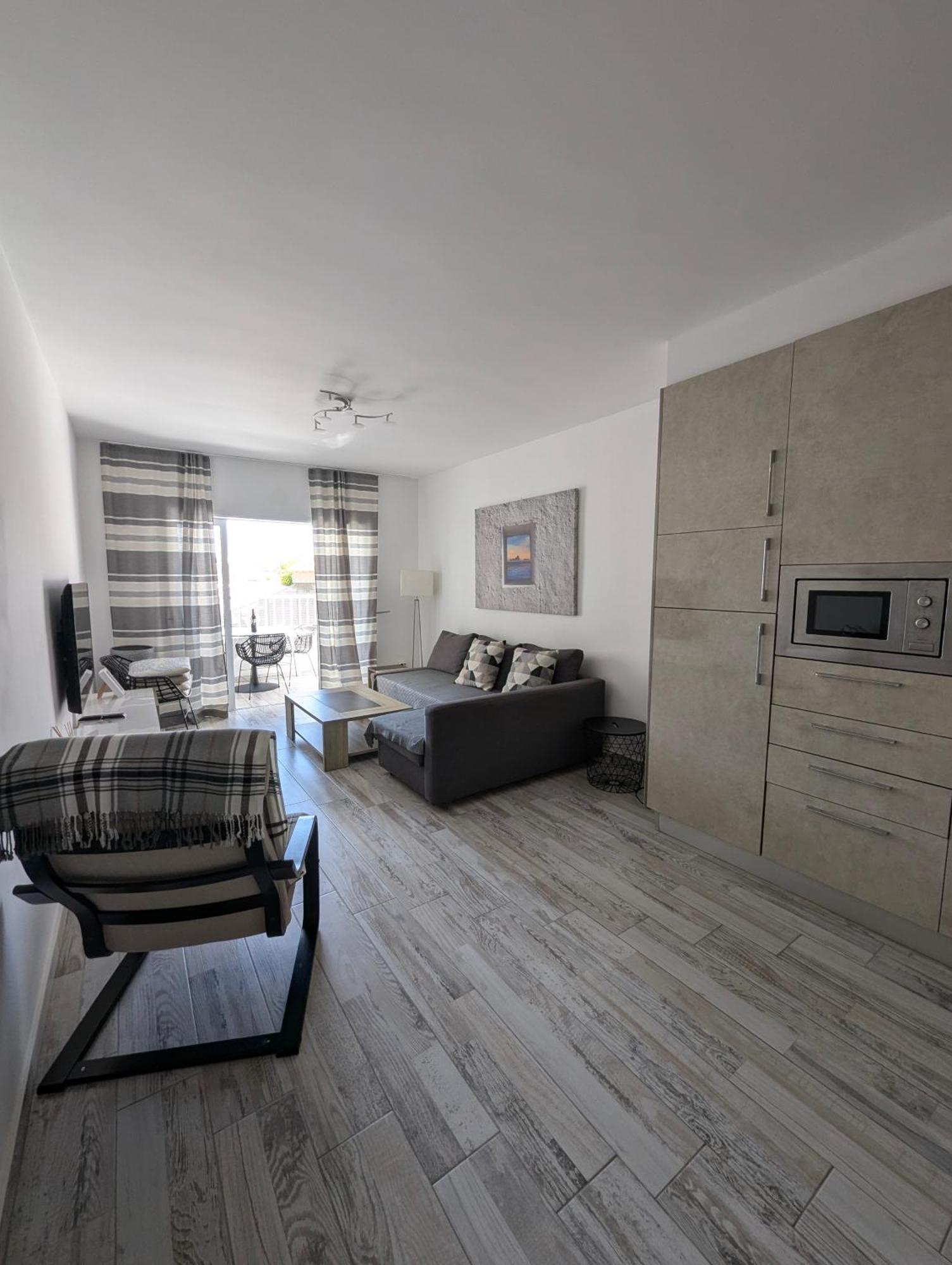 Cozy Apartment In Los Cristianos Guincho  Esterno foto