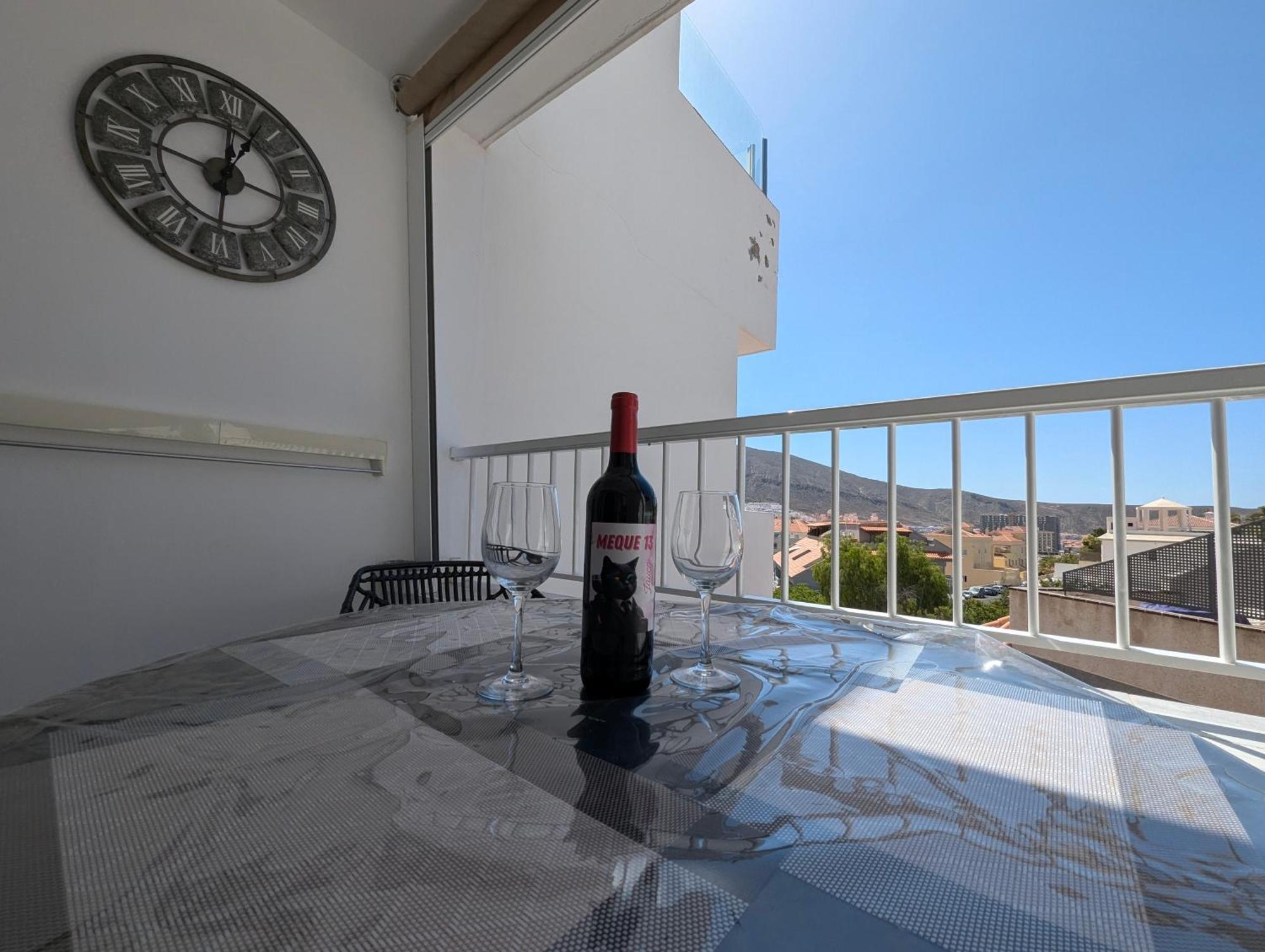 Cozy Apartment In Los Cristianos Guincho  Esterno foto